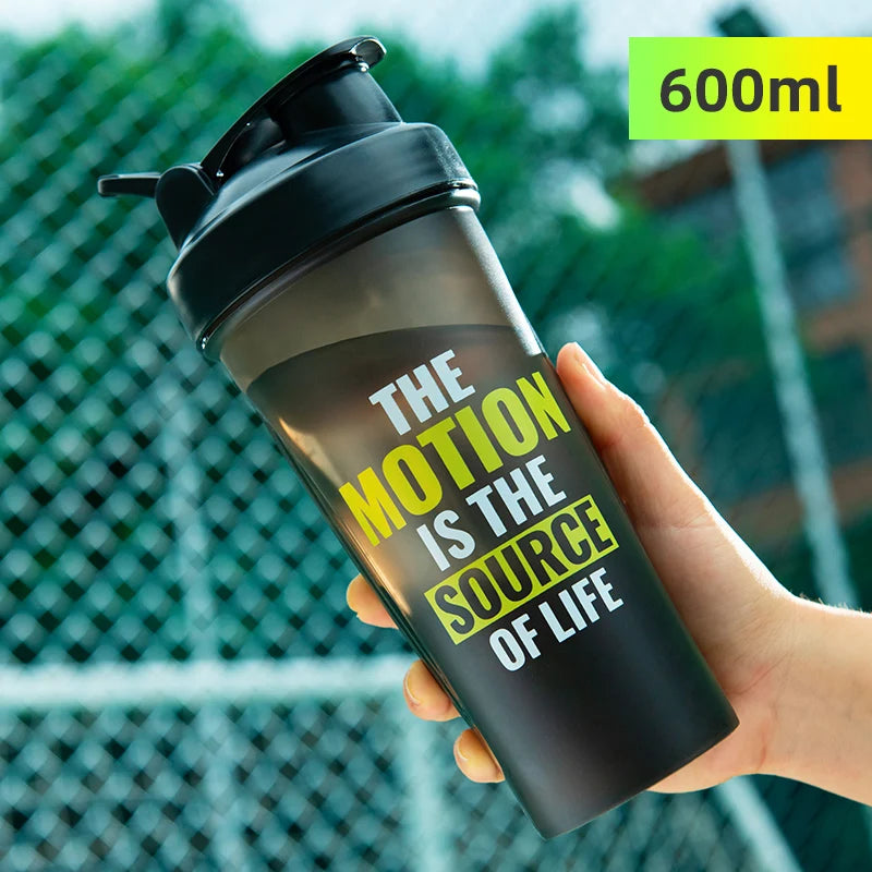 GIANXI Shaker Bottles Gym Sports Protein Powder Mixing Bottle Outdoor Portable Leak Proof Plastic Cup Drinkware