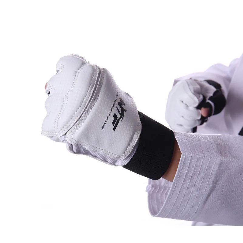 Taekwondo protection Sanda Training Taekwondo Handguard and Banket Match Protective Gear Foot Protector WTF Kickboxing Equipment