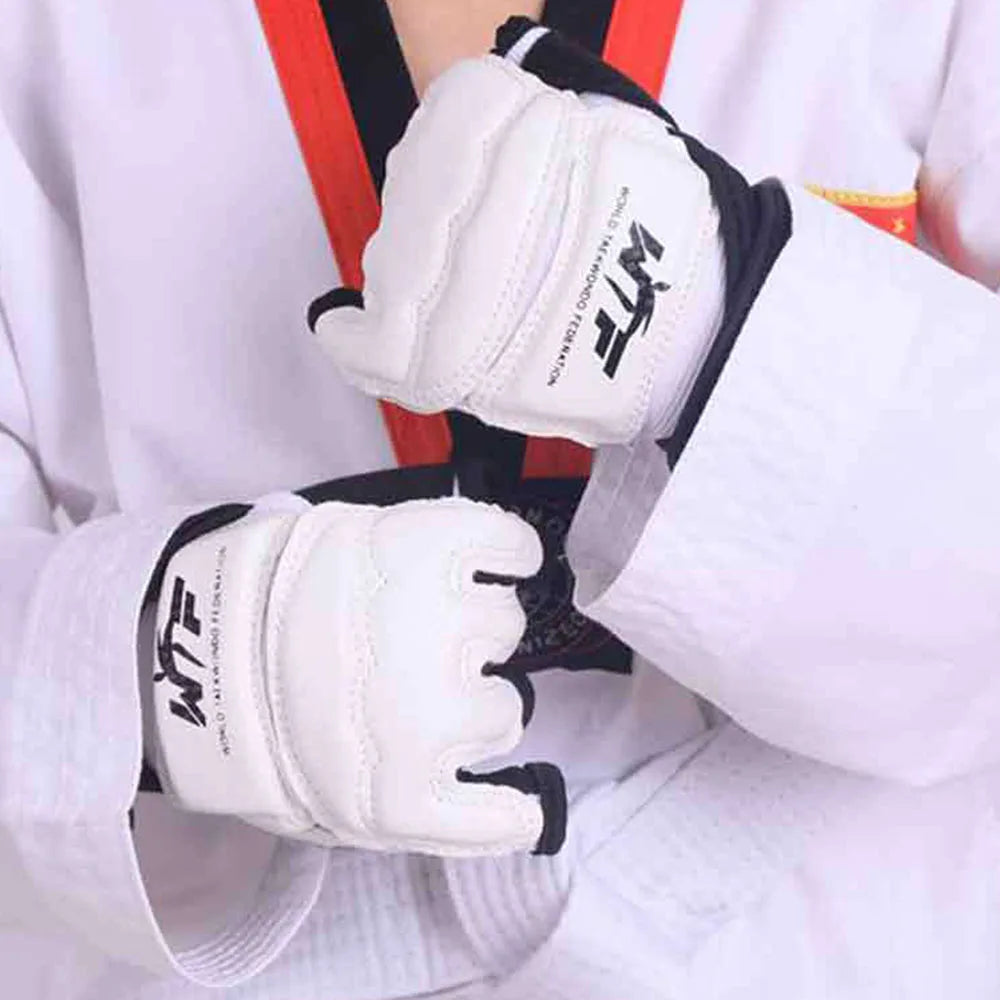 1 Pair Karate Gloves Taekwondo Equipment Half Finger Protector Boxing Hand Foot Protection Foot Guards Martial Arts Kickboxing