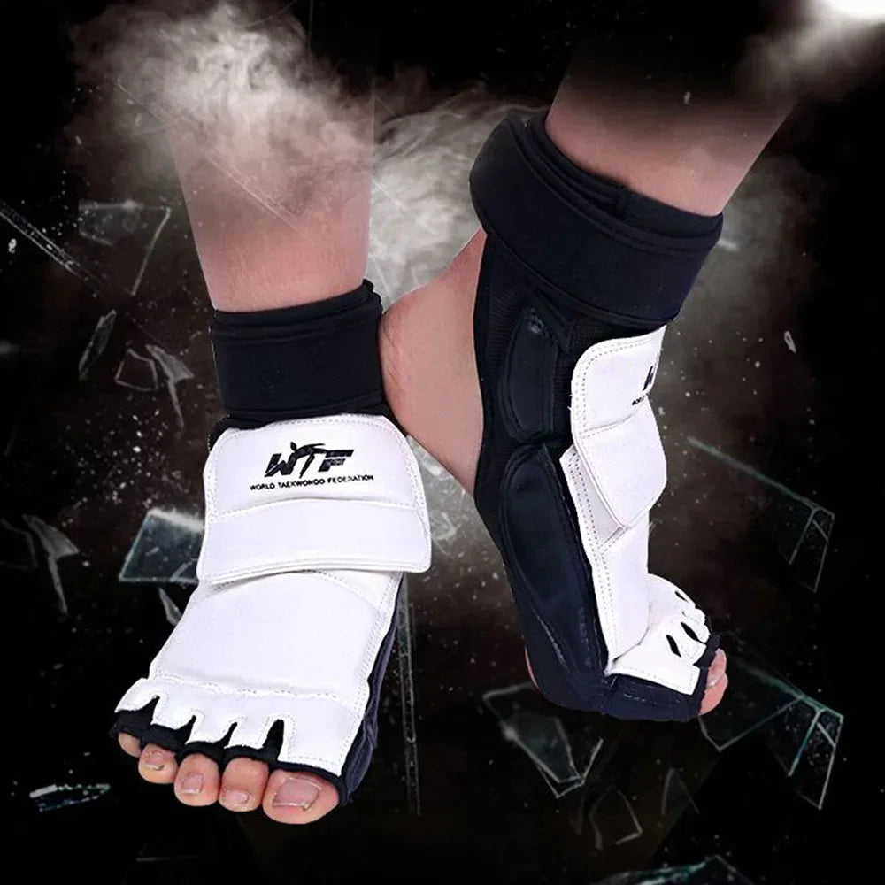 1 Pair Karate Gloves Taekwondo Equipment Half Finger Protector Boxing Hand Foot Protection Foot Guards Martial Arts Kickboxing